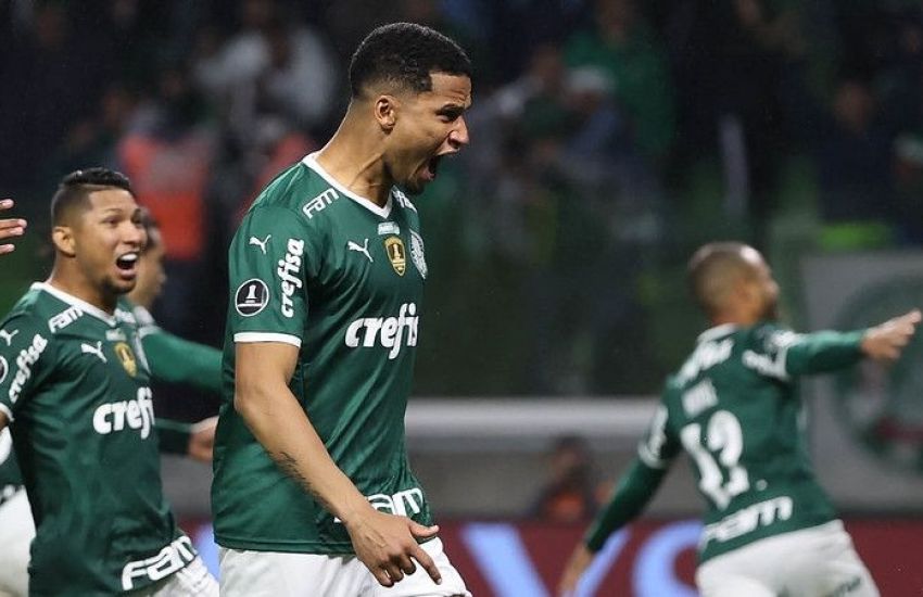 Com dois a menos, Palmeiras consegue classificação histórica às semifinais da Libertadores 