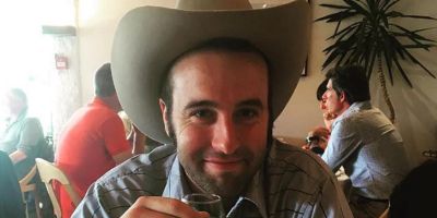 Cantor country Luke Bell morre aos 32 anos depois de desaparecer no Arizona