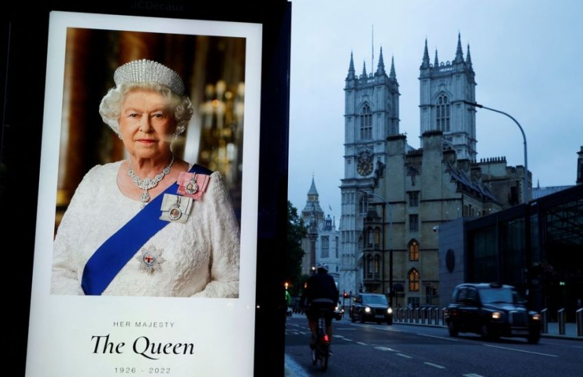 Presidente confirma presença em funeral da rainha Elizabeth II 
