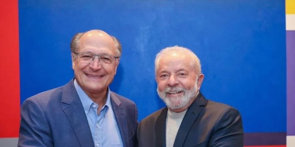 Lula e Alckmin serão diplomados hoje presidente e vice-presidente