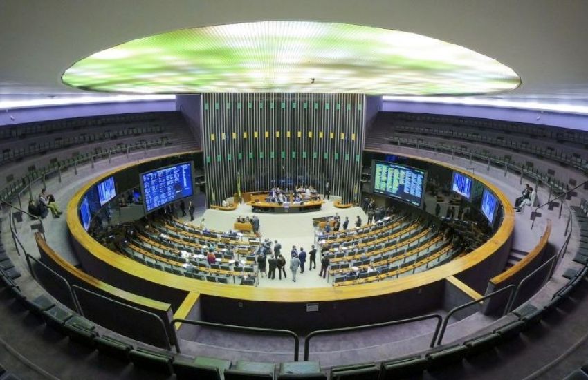 PEC da Transição é aprovada na Câmara dos Deputados 