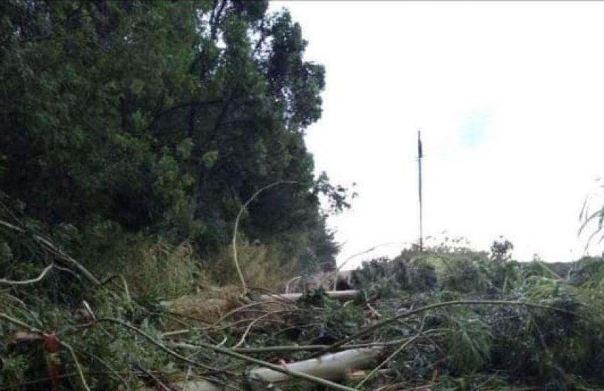 Temporal deste sábado causa destruição em municípios do centro-sul do RS  