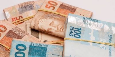 Lula confirma aumento do salário mínimo para R$ 1.320 em maio