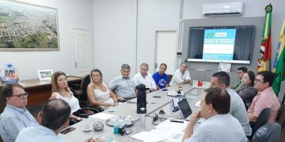 Prefeitura de Camaquã apresenta projeto de reforma da previdência municipal a entidades locais