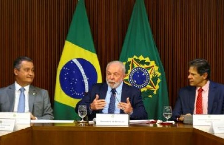 “Não podemos ficar chorando o dinheiro que falta”, diz Lula 