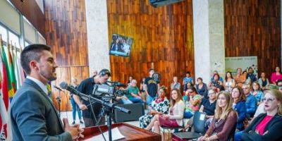 Assembleia Legislativa do Rio Grande do Sul instala Frente Parlamentar de Homens pelo Fim da Violência contra as Mulheres