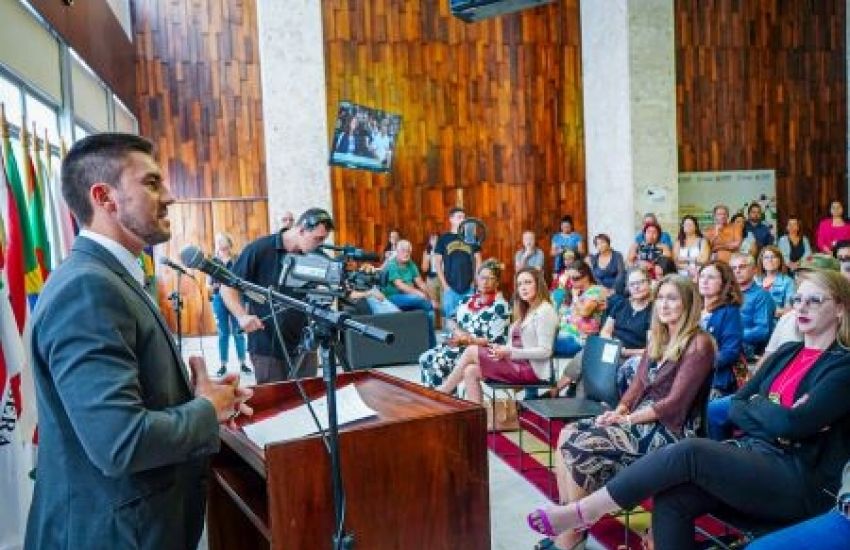 Assembleia Legislativa do Rio Grande do Sul instala Frente Parlamentar de Homens pelo Fim da Violência contra as Mulheres 