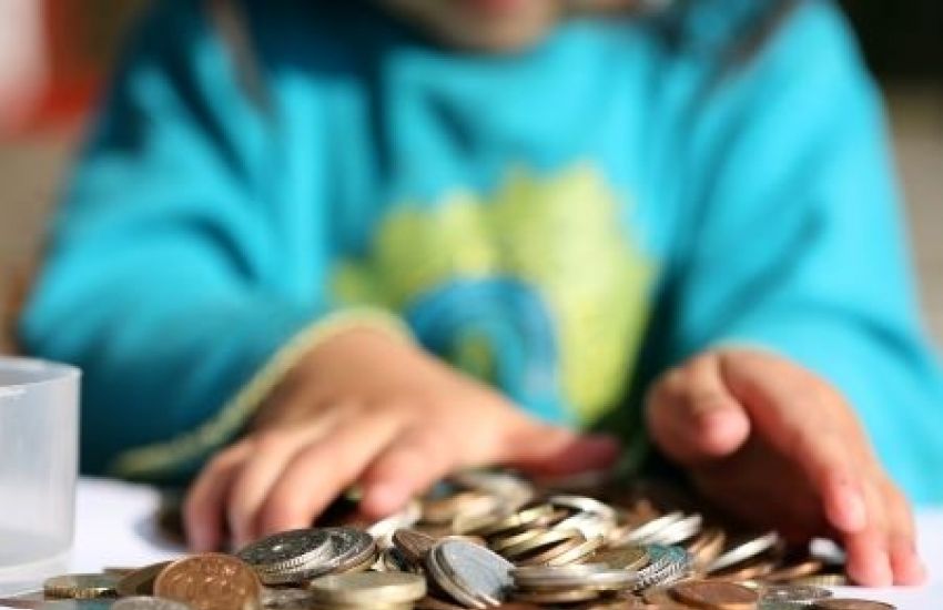Educação financeira para as crianças   deve começar desde cedo? 