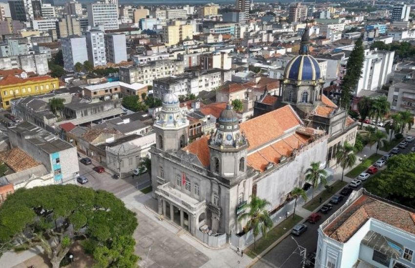 Catedral de Pelotas celebra entrega da obra de restauro do telhado com domingo (28) de atrações 