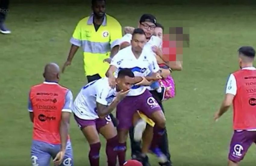 TJD pune torcedor que invadiu o campo com a filha no colo para agredir jogador no Beira-Rio 