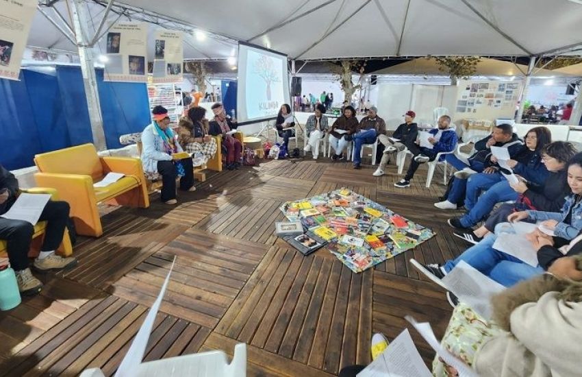 Projeto Kilombo Literário realiza ações na Feira do Livro da FURG 