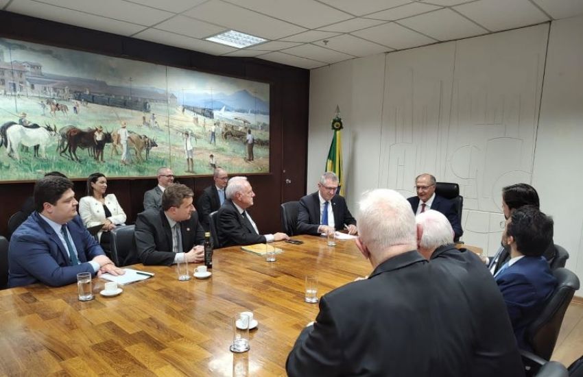 Prefeito de Canguçu cumpre agenda com Geraldo Alckmin em Brasília 
