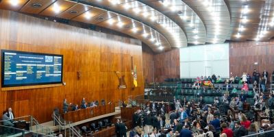 Assembleia Legislativa aprova em primeiro turno PEC dos símbolos e outras cinco matérias