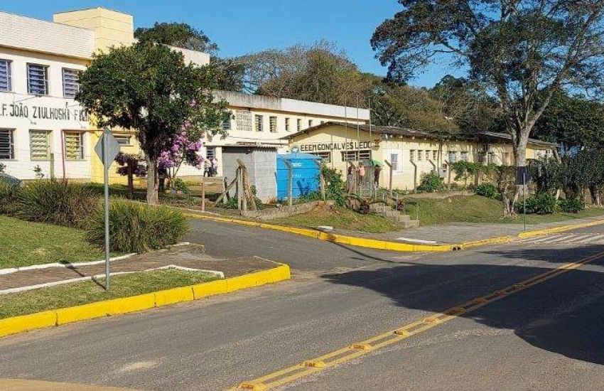 Escolas da rede pública municipal de Mariana Pimentel entram em recesso escolar    