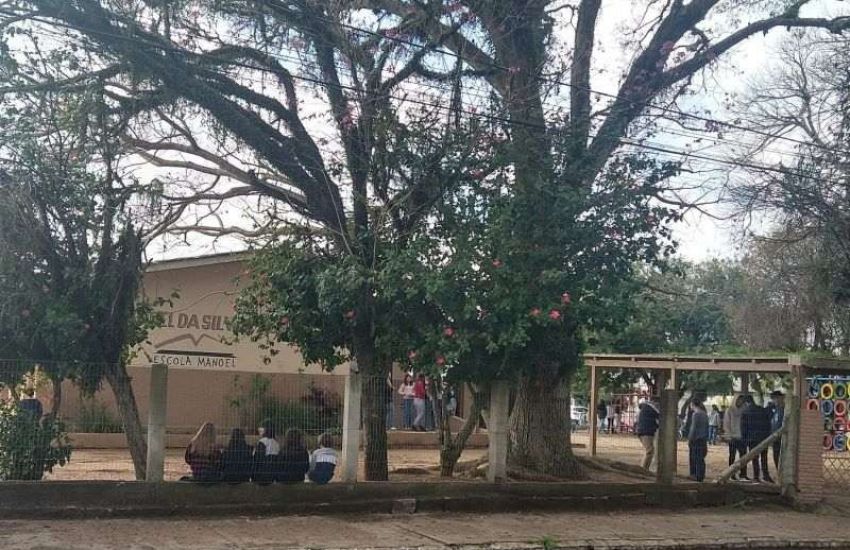 EXCLUSIVO: mãe denuncia falta de monitor para aluno autista em escola estadual de Camaquã     
