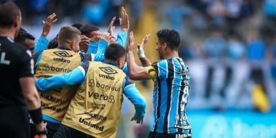 Grêmio vence o Cuiabá e reassume a 3ª colocação no Brasileirão 2023
