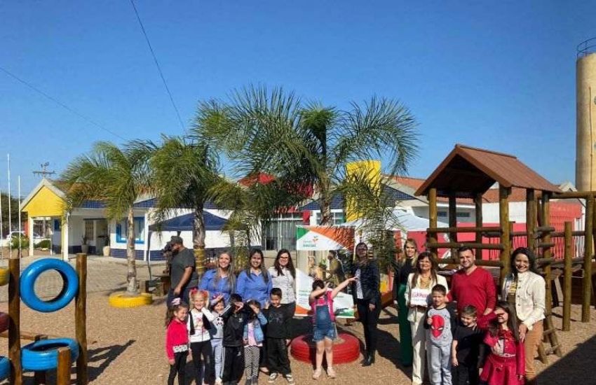 Escola Infantil Barbosa Lessa inaugura playground e ateliê do brincar em Camaquã 