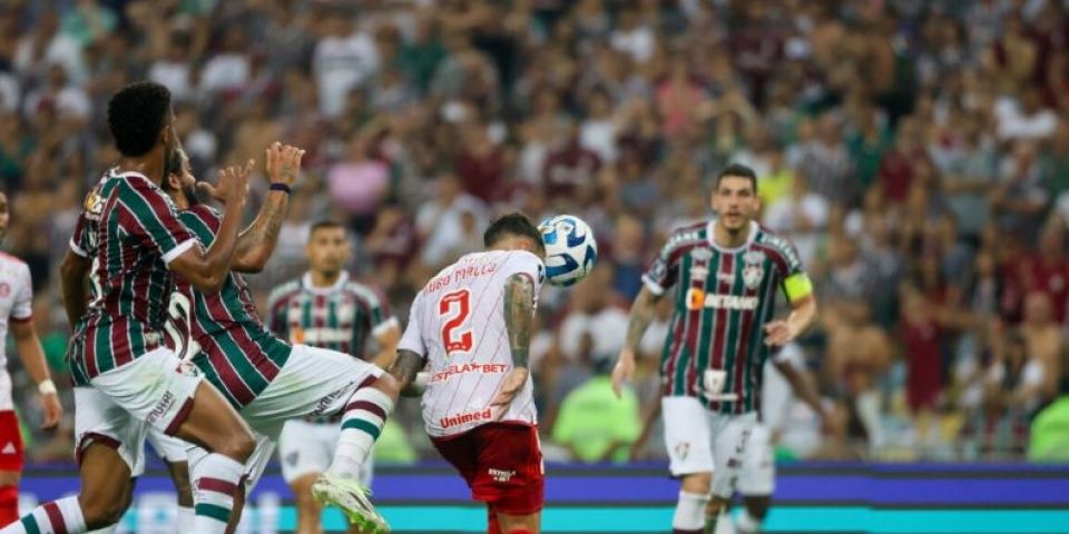Fluminense e Inter empatam em 2 a 2 em primeiro confronto das semifinais da Libertadores
