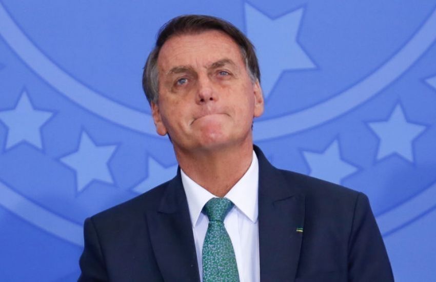 Bolsonaro é condenado a indenizar jornalistas por danos morais 