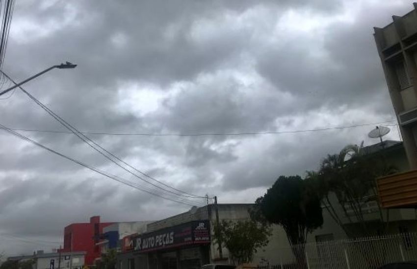 O pastor de nuvens - AABB Porto Alegre