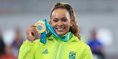 Rebeca Andrade conquista medalha de ouro no Pan-Americano   