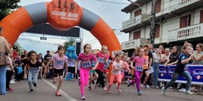 Camaquã Kids Run reúne 162 crianças na Praça Zeca Netto