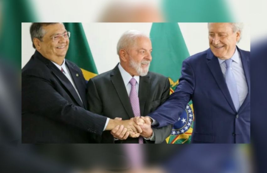Lula anuncia Ricardo Lewandowski como novo ministro da Justiça    