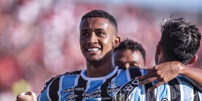 Grêmio vence Brasil de Pelotas e conquista segunda vitória consecutiva no Gauchão