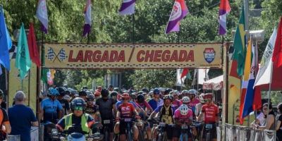 Abertura oficial do Campeonato Zona Sul de Mountain Bike reúne 150 competidores de 30 cidades em Cristal