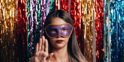 Departamento de Políticas para Mulheres prepara dicas de segurança para o Carnaval visando combater o assédio e violência