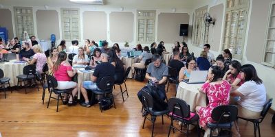 Professores da rede municipal de Camaquã realizam formação do Sistema Aprende Brasil    