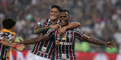 Fluminense vence LDU e conquista pela primeira vez a Recopa Sul-Americana