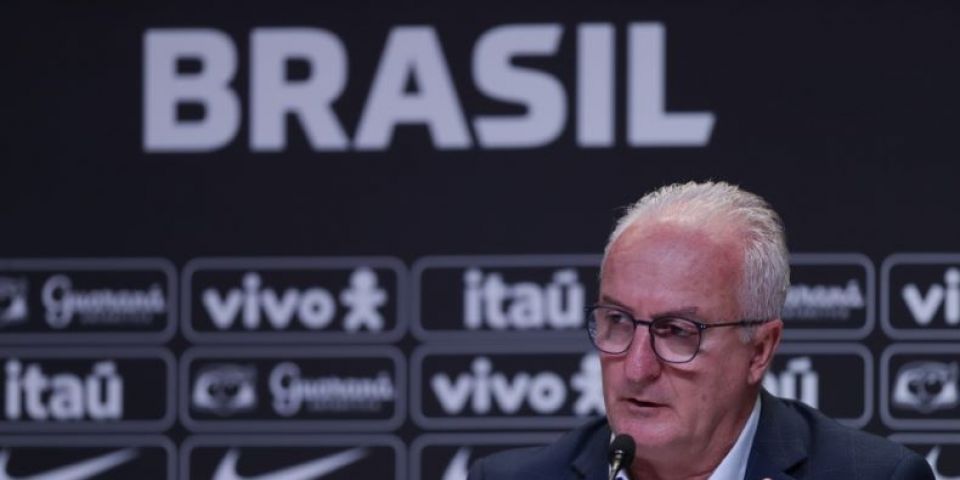 Dorival Júnior divulga convocação da seleção brasileira para amistosos contra Inglaterra e Espanha
