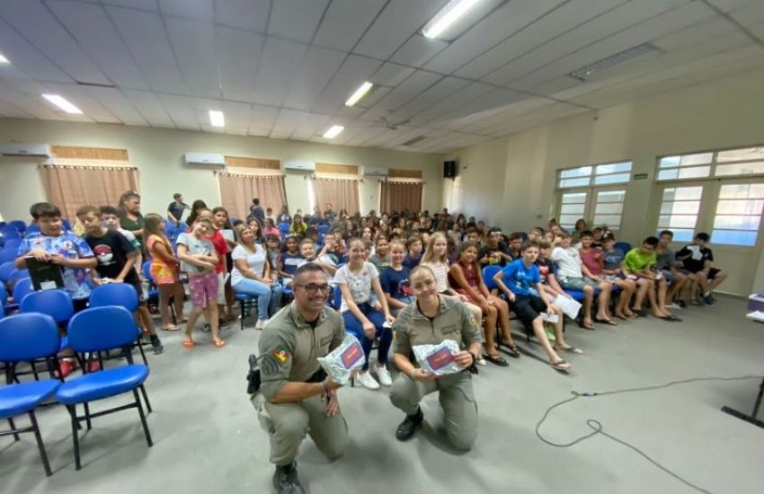 Brigada Militar realiza palestra em escola de São Lourenço do Sul 