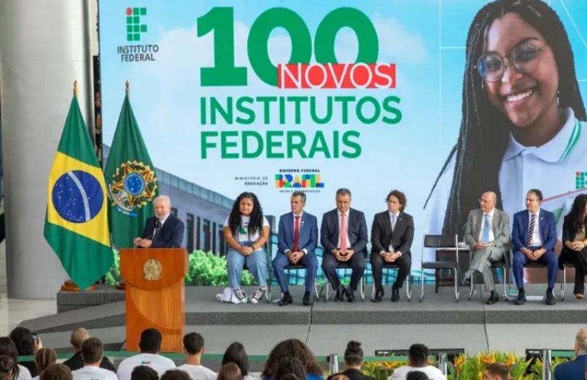 Lula anuncia criação de 100 novos campi de institutos federais  