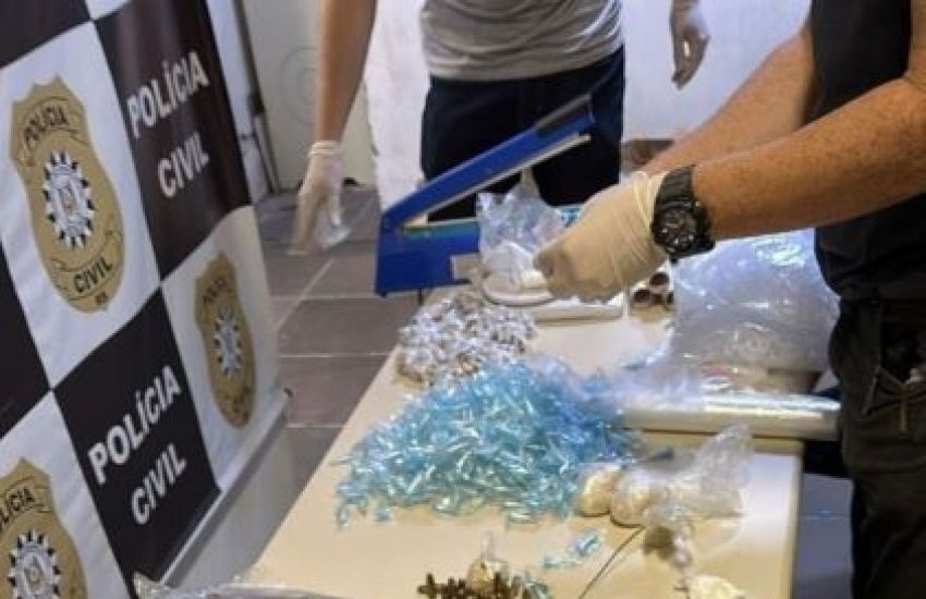Três homens são presos em Viamão por posse de explosivos e tráfico de drogas 