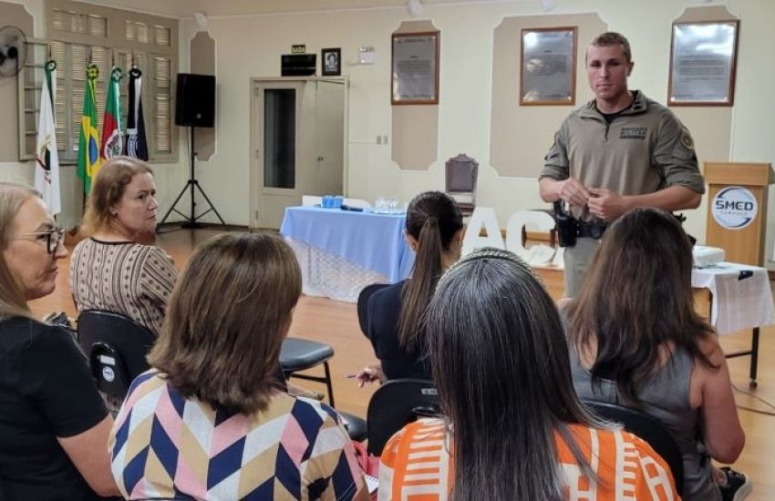 Brigada Militar realiza palestra para professores de Camaquã 
