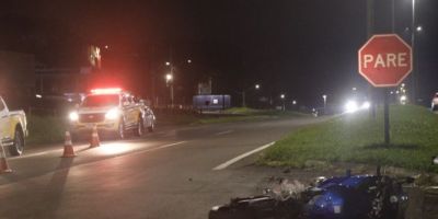Motociclista morre após colidir com caminhão em Novo Hamburgo   