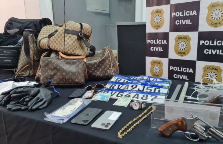 Polícia Civil recupera joias roubadas em residências de luxo em Porto Alegre    