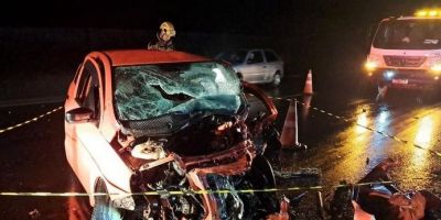 Homem morre e outras quatro pessoas ficam feridas após colisão frontal entre carros na RS-122 na Serra Gaúcha