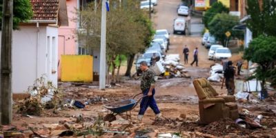 Defesa Civil de Eldorado do Sul pede socorro para resgatar ilhados