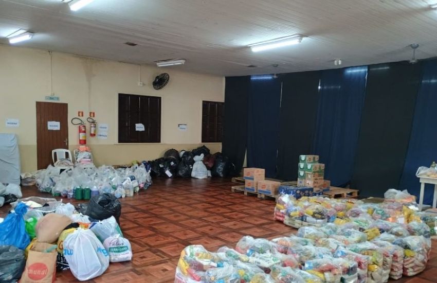 Voluntários e servidores municipais seguem ajudando nas arrecadações em Camaquã      