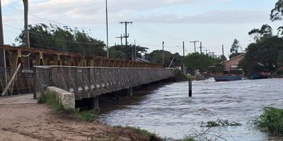 Com 970 pessoas desalojadas, Arambaré divulga boletim sobre as enchentes no município    
