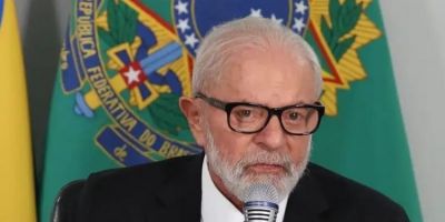 Lula afirma que vai garantir moradia para quem perdeu casa no RS