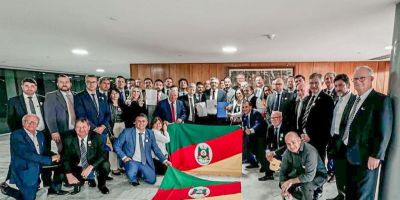 Famurs e associações regionais entregam reivindicações dos municípios gaúchos ao ministro das Relações Institucionais