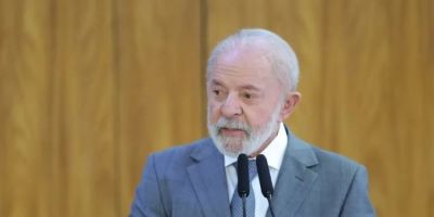 Lula afirma que Brasil é soberano e interferência dos EUA é inaceitável