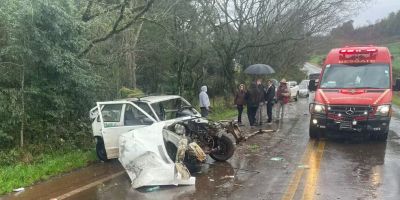 Acidente por aquaplanagem deixa adulto e criança gravemente feridos no Norte do RS