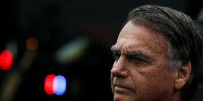 Defesa de Bolsonaro volta a pedir prisão domiciliar