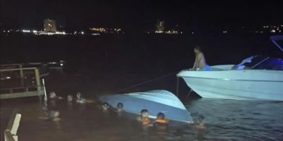 Lancha bate em píer e deixa seis mortos na divisa entre MG e SP