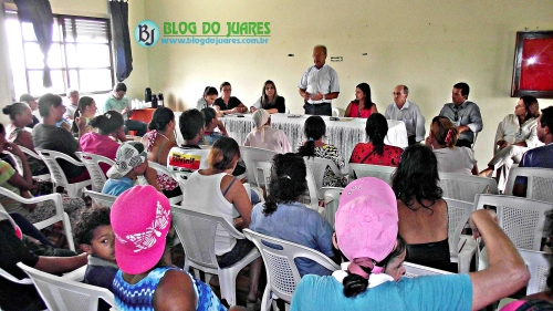 Reunião do prefeito de Camaquã com famílias da Assomuca